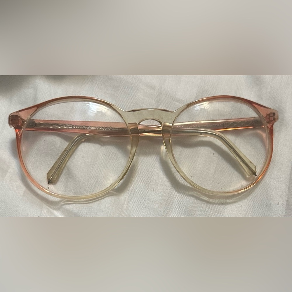 Vintage Clear and Pink Round prescription glasses